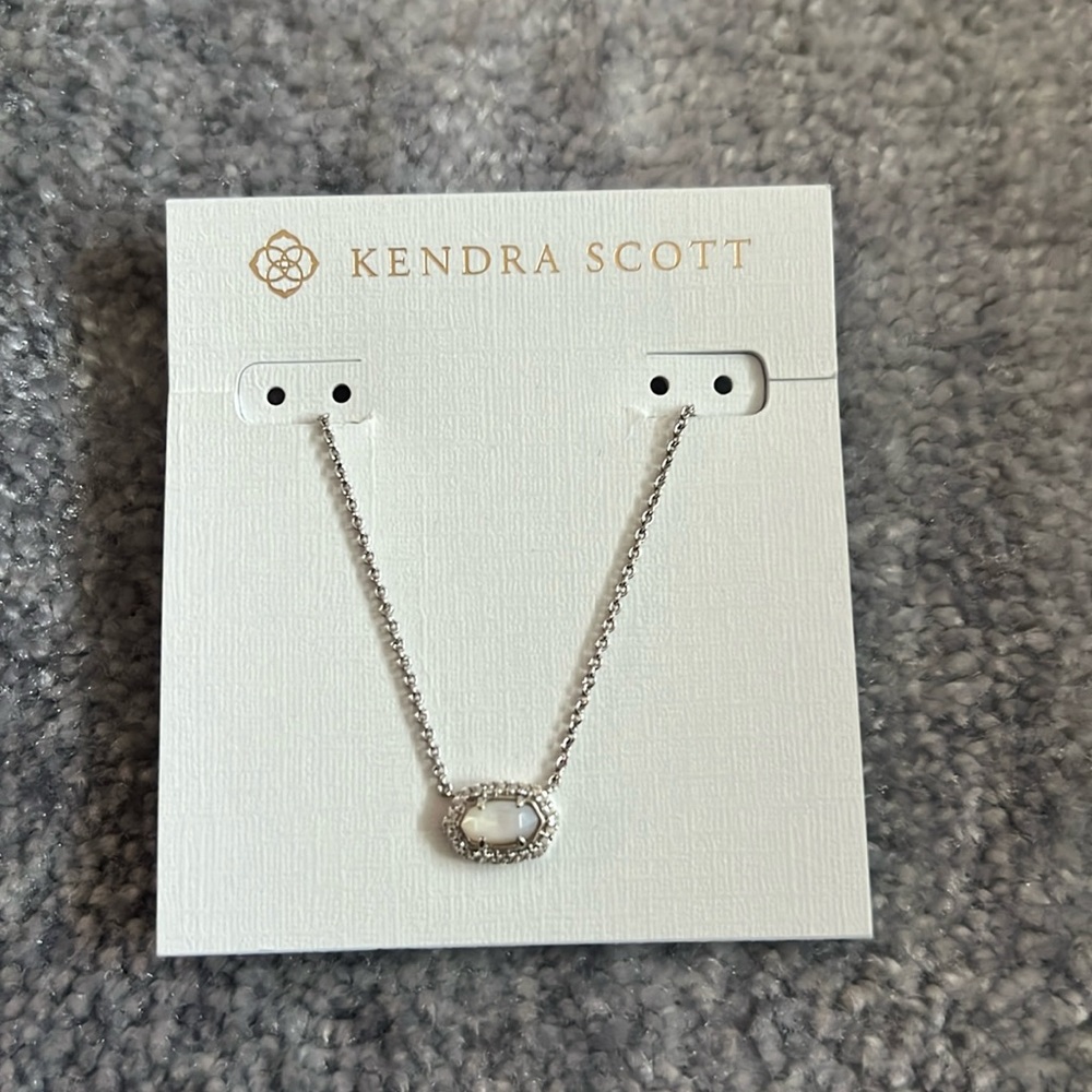 BRAND NEW Kendra Scott Necklace